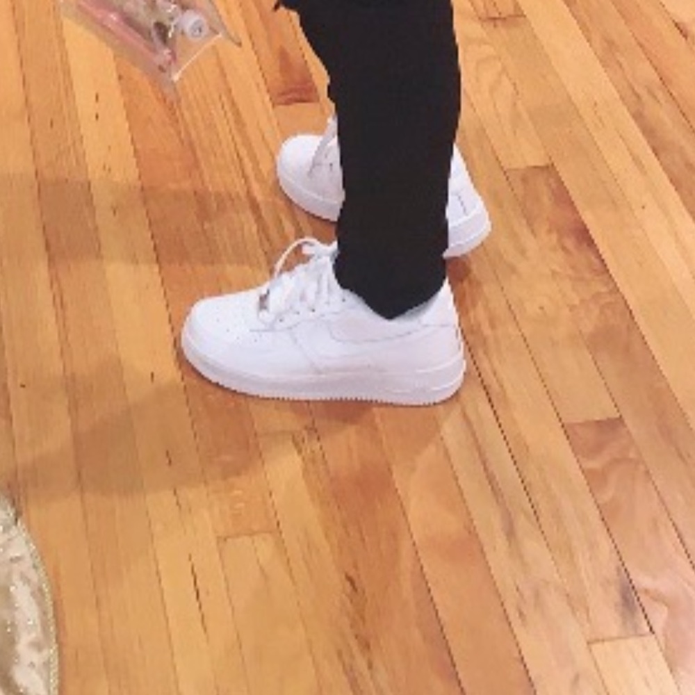 White nike Air Force 1